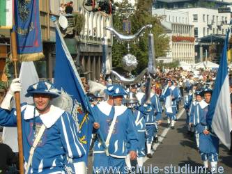 Bilder vom Umzug in Neustadt/Wstr. am 9.10.2005