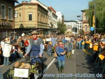 Bilder vom Umzug in Neustadt/Wstr. am 9.10.2005