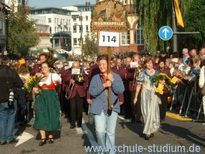 Bilder vom Umzug in Neustadt/Wstr. am 9.10.2005