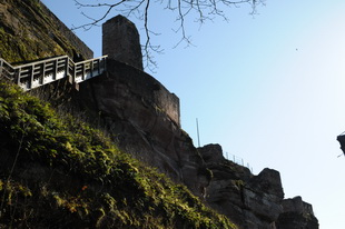 Die Burgruine Altdahn (Südwestpfalz)