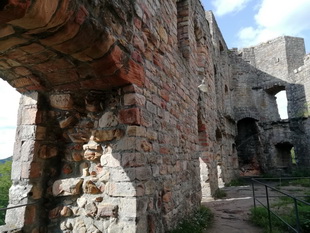 Die Burg Gräfenstein bei Merzalben (Südwestpfalz)