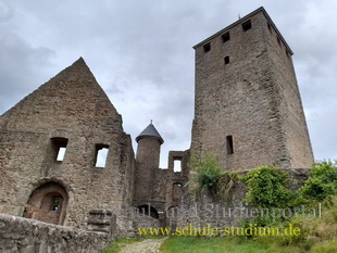 Die Burg/Burgruine Lichtenberg im Landkreis Kusel in Rheinland-Pfalz