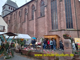  Lambrechter Adventsmarkt